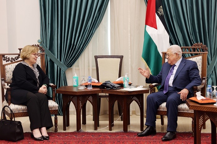 الرئيس