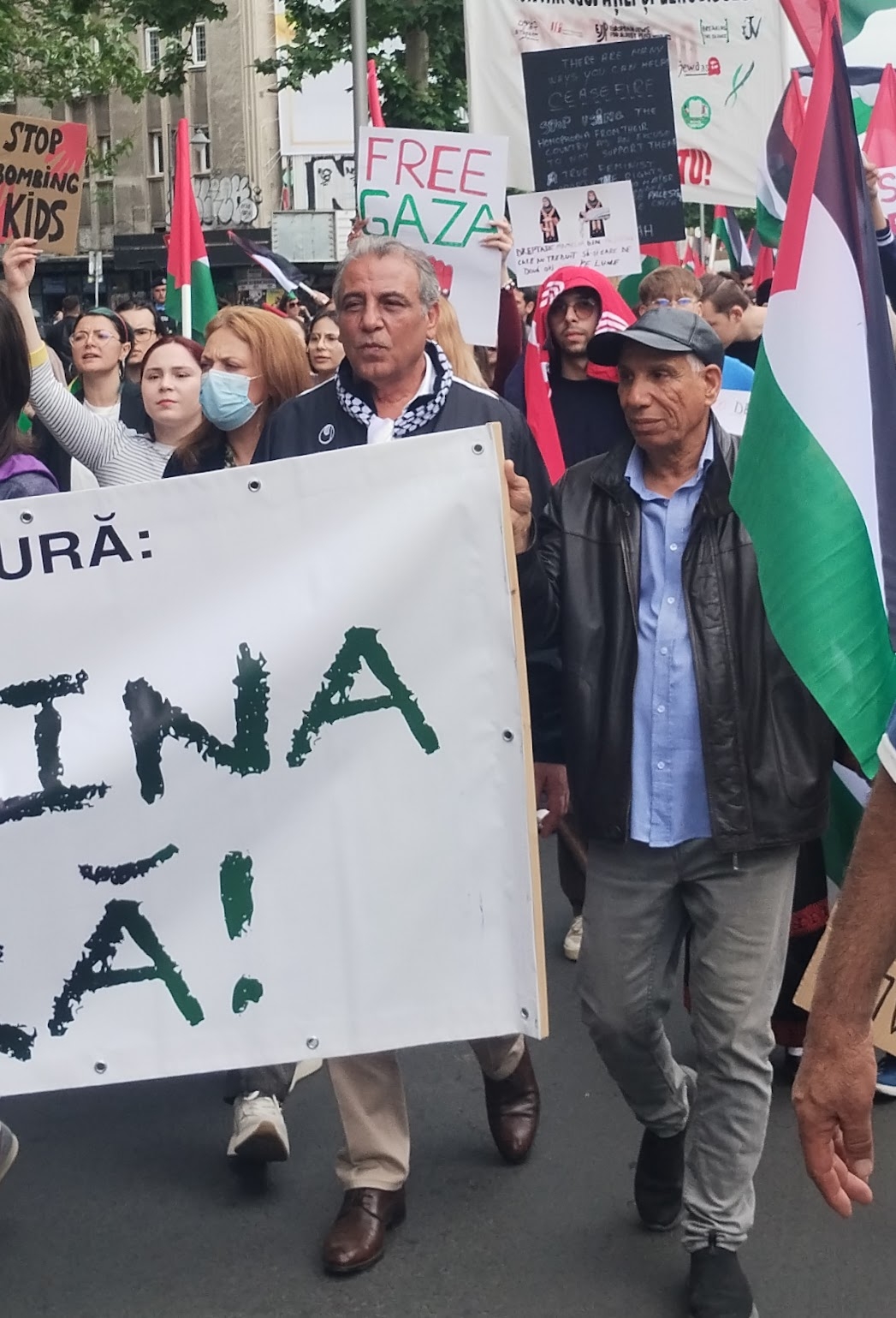   الدكتور محمد عياش - رئيس الجالية الفلسطينية في رومانيا      
