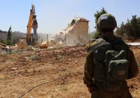 الاحتلال يهدم منزلا في قرية ارطاس جنوب بيت لحم