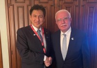 المالكي يلتقي وزير الدولة للشؤون الخارجية الياباني