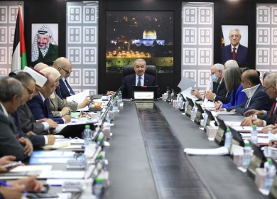 مجلس الوزراء يقر الاتفاقية الموقعة مع نقابة الأطباء في حال انتظام رواتب الموظفين
