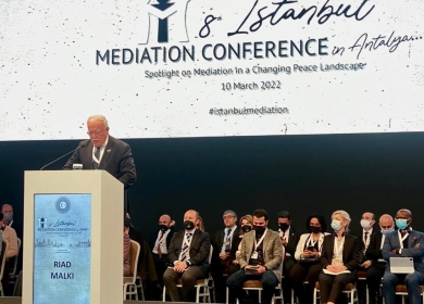 المالكي يشارك في مؤتمر إسطنبول الثامن للوساطة