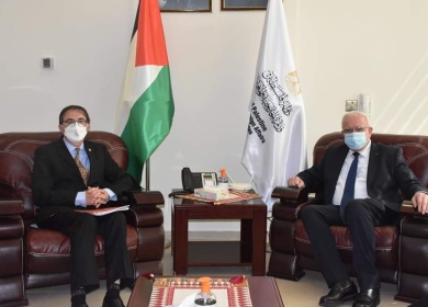 المالكي يبحث مع المبعوث السويسري التحضيرات لعقد مؤتمر المانحين