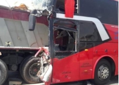 السعودية.. وفاة 8 معتمرين مصريين في حادث انقلاب حافلة