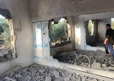 الاحتلال يفجر منزل المعتقل عمر جرادات في السيلة الحارثية ويصيب ثلاثة شبان بالرصاص ويعتقل آخر