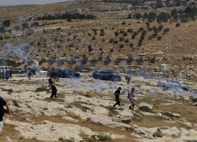 إصابات في اعتداء للاحتلال والمستوطنين على فعالية ضد الاستيطان بمسافر يطا