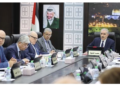 اشتية: لا يجوز مكافأة دولة الاحتلال على جرائمها وعلى انتهاكاتها للقانون الدولي