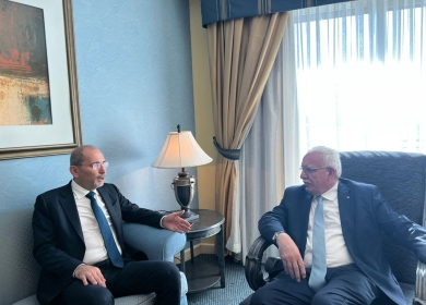 المالكي يلتقي نظيره الأردني على هامش الاجتماع الوزاري العربي التشاوري في لبنان