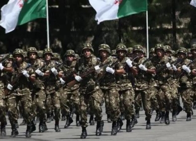 بمشاركة الرئيس: عرض عسكري في الذكرى الستين لاستقلال الجزائر