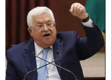 الرئيس أمام مهرجان إحياء ذكرى استشهاد أبو عمار في غزة: ياسر عرفات ترك لنا تراثا وطنيا غنيا علينا جميعا الحفاظ عليه وتطويره