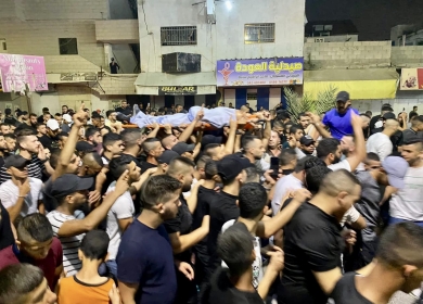 استشهاد فتى وإصابة آخر واعتقال مواطنين خلال اقتحام الاحتلال الإسرائيلي مخيم جنين