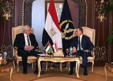 وزير الداخلية يبحث مع نظيره المصري التعاون المشترك