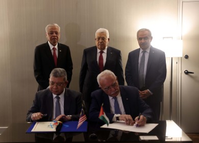 بحضور الرئيس ورئيس وزراء ماليزيا: توقيع 4 اتفاقيات تعاون بين فلسطين وماليزيا