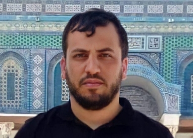 استشهاد شاب وإصابة مسعف برصاص الاحتلال شرق الخليل