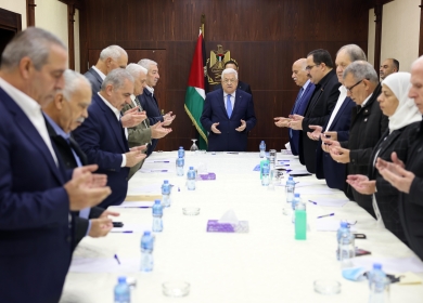 الرئيس يترأس اجتماعا للجنة المركزية لحركة "فتح"
