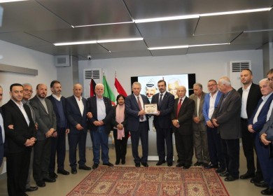 سفارة فلسطين والفصائل الفلسطينية تكرم السفير الجزائري لدى لبنان