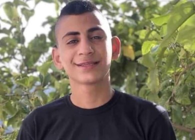 استشهاد الطفل عمر خمور متأثراً بإصابته برصاص الاحتلال في مخيم الدهيشة