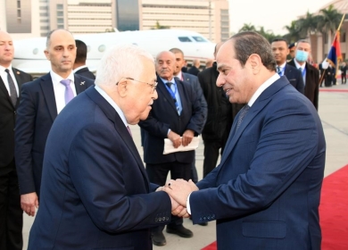 الرئيس يغادر مصر عقب مشاركته في أعمال القمة الثلاثية الفلسطينية المصرية الأردنية