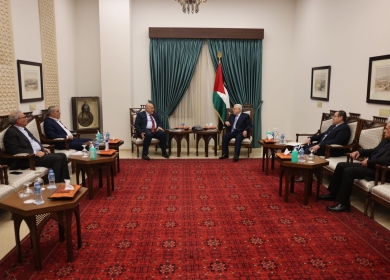 الرئيس يستقبل وزير العمل نصري أبو جيش