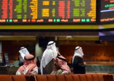 تراجع بورصات الخليج في ظل تقلب أسعار النفط ومصر تصعد