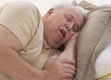 يؤدي لعجز عقلي وعاطفي – دراسة تحذر من "انقطاع التنفس أثناء النوم"
