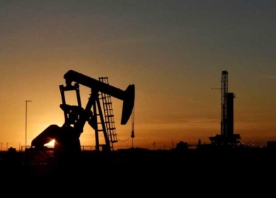 النفط يرتفع 3% إلى أعلى مستوى في 9 أسابيع بفعل مخاوف الإمدادات