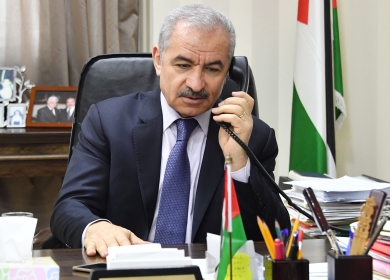 اشتية يبحث مع وزير الخارجية البريطاني العدوان الإسرائيلي على شعبنا
