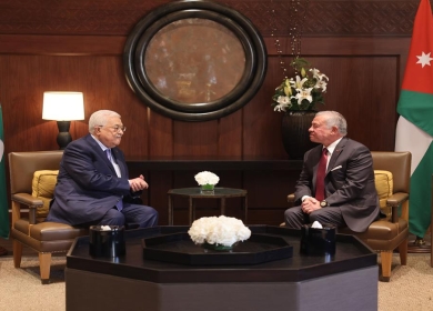 الرئيس يصل عمّان ويجتمع مع العاهل الأردني ويطلعه على التصعيد الإسرائيلي في الأراضي الفلسطينية