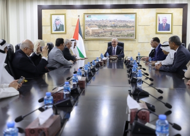 رئيس الوزراء: زيارة الأشقاء العرب لفلسطين رسالة تأكيد لوحدة الموقف والدم العربي