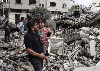 71 شهيدا ومئات الجرحى في قصف استهدف منازل في رفح وخان يونس