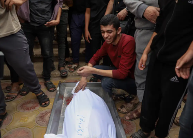 استشهاد أحد أطفال الخدج واثنين من مرضى العناية الفائقة بمجمع الشفاء لانقطاع الأكسجين