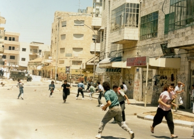 في الذكرى الـ38 للانتفاضة الأولى.. "فتح": شعبنا لن يستسلم لمشاريع الضم والتهجير وسيواصل نضاله الوطنيّ حتى يجسد دولته المستقلة كاملة السيادة