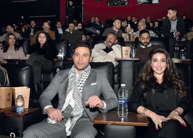 محمد إمام بالكوفية الفلسطينية في العرض الخاص لفيلم «أبو نسب»