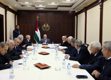 الرئيس يترأس اجتماعا للجنة المركزية لحركة فتح