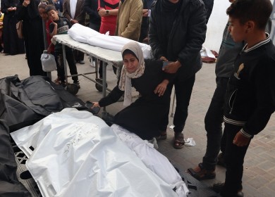 شهداء وجرحى في غارات إسرائيلية على غزة واستشهاد صياد في رفح