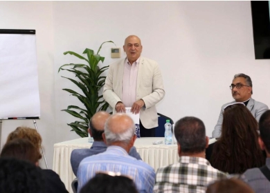 الوزير الحايك: نعمل على تطوير مهنة الدليل السياحي الفلسطيني