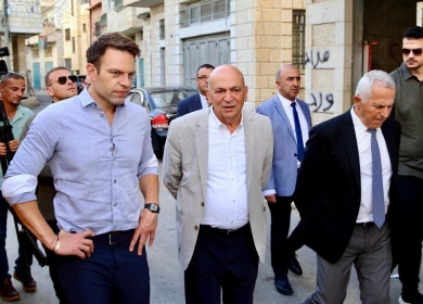 الوزير الحايك يطلع  وفدا يونانيا على الأوضاع في فلسطين