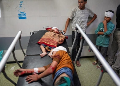 في اليوم الـ294 من العدوان: شهداء وجرحى في قصف الاحتلال المتواصل على قطاع غزة