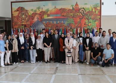 وزارة الخارجية والمغتربين تستضيف وفدا شبابيا من مؤسسة الرؤيا الفلسطينية