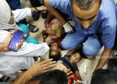 استشهاد امرأة وطفلتها في قصف الاحتلال جنوب شرق خان يونس