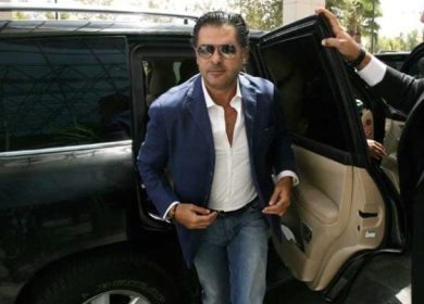 راغب علامة يردّ على فيديو إيوائه مسلحين في مبنى يملكه