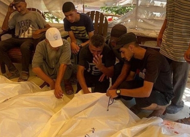 استشهاد 3 بينهم طفلان في غارة للإحتلال على غزة وتواصل القصف على شمال القطاع