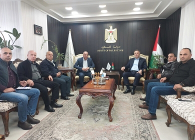 الوزير عساف: قضية الأسرى في صلب اهتمام الإعلام الرسمي