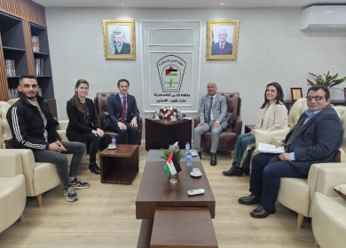 أبو هولي يثمن دعم فرنسا المتواصل للأونروا ويؤكد أنه لا بديل عنها