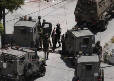 الاحتلال يقتحم المغير ويعتقل عددا من المواطنين ويغلق مداخلها