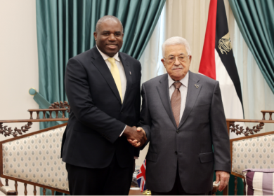 الرئيس يستقبل وزير الخارجية البريطاني
