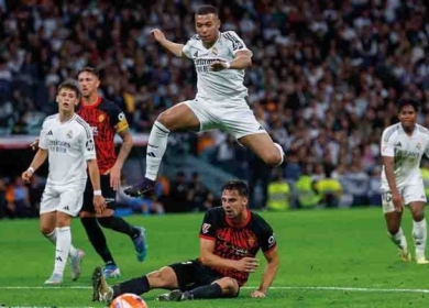 كيليان مبابي… نجمة مضيئة في سماء ريال مدريد الكاحلة!