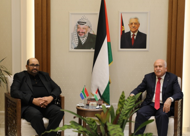 وزير الاقتصاد وسفير جنوب إفريقيا يبحثان آفاق التعاون المشترك
