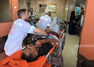 إصابات احداها لطفلة برصاص الاحتلال في مدينة غزة وخان يونس