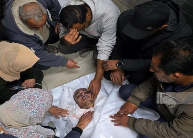 استشهاد مواطن في استهداف الاحتلال حي التفاح شرق مدينة غزة